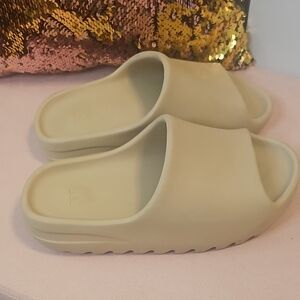 Beige Yeezy Slide Sandals